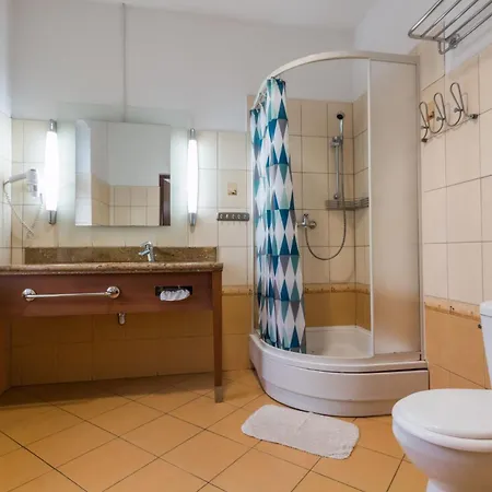 Nina Hostel