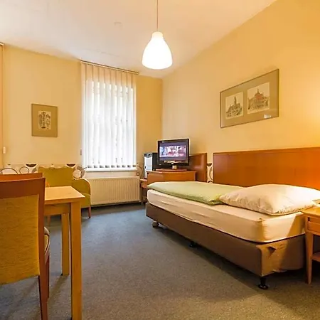 Hostel Nina